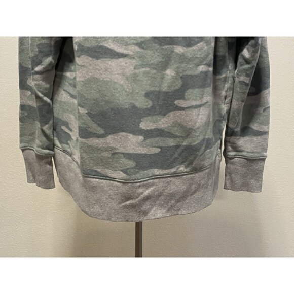 Time and Tru Womens S (4-6) Top Thin Sweatshirt Cotton Blend Camo Oversized - Picture 3 of 9